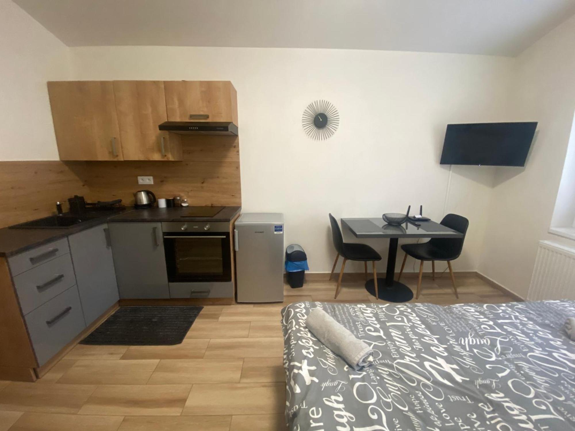 Cerna Ruze - Apartman 7 Plzeň Exteriér fotografie